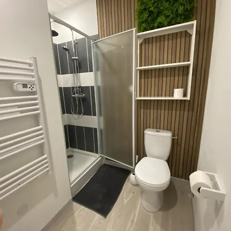 Le Chaleureux - T2 Proche Metro Apartamento