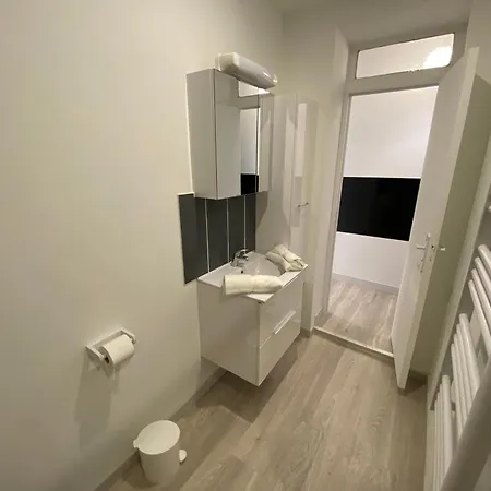 Le Chaleureux - T2 Proche Metro Apartamento